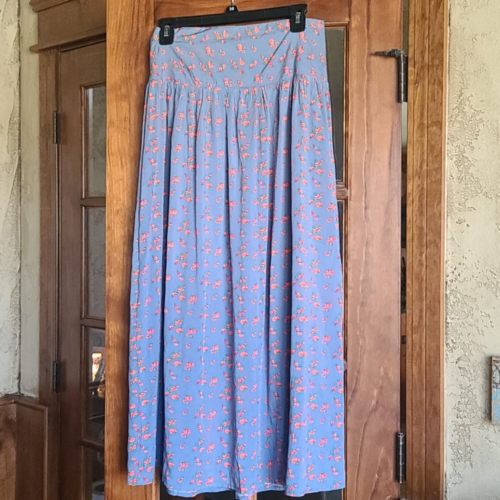 Maxi skirt